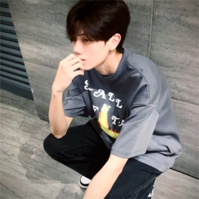 2025年男生微信头像