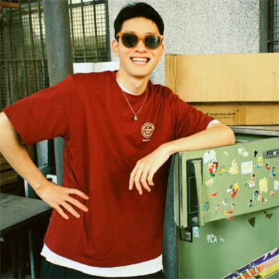 2025年最火爆的微信头像男
