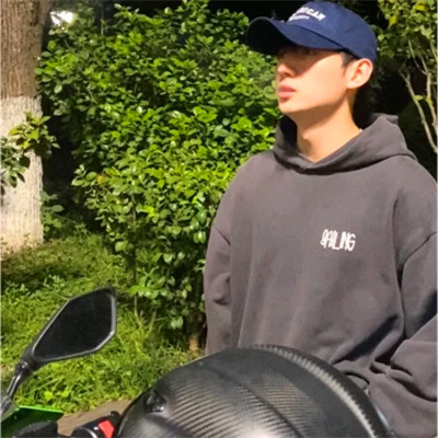 2025年最新版最帅微信头像男