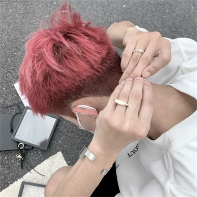精心挑选的2025最新男生头像