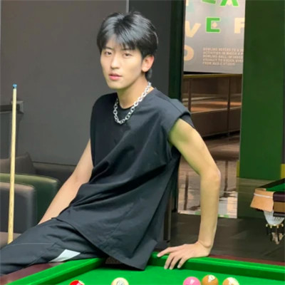 个性十足的超帅男生头像