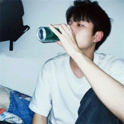 个性十足的真人男生头像图片