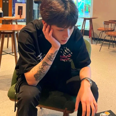 个性十足的真人男生头像图片
