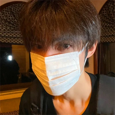 迷人真人男生头像