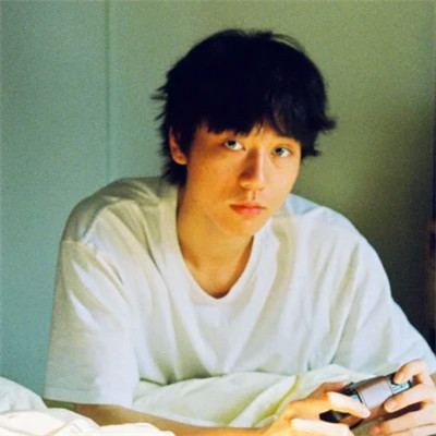 迷人真人男生头像