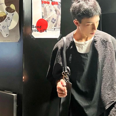 独具魅力超酷真人男生头像