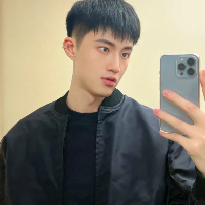独具魅力超酷真人男生头像