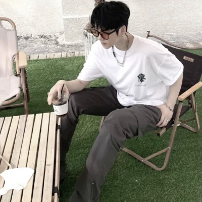 独具魅力超酷真人男生头像