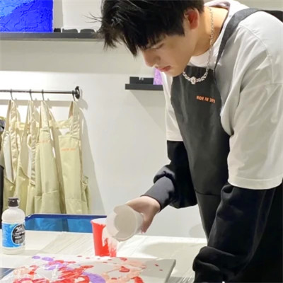 独具魅力超酷真人男生头像