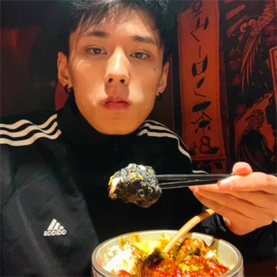独具魅力超酷真人男生头像