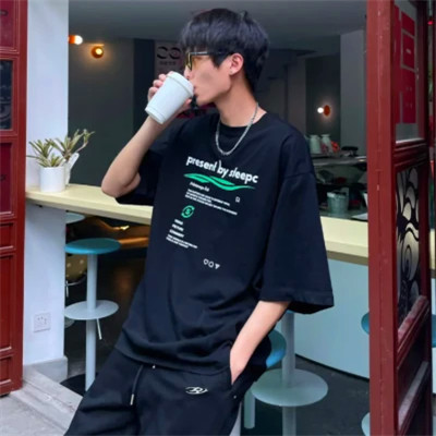 超惊艳真人男生头像