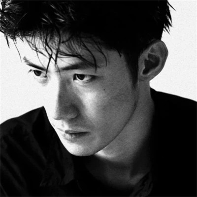 2025最热门的微信男生头像
