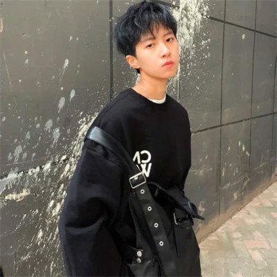 2025最热门的微信男生头像