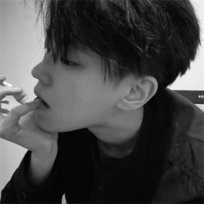 2025最热门的微信男生头像
