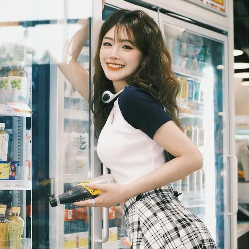 2025女生最in新潮头像