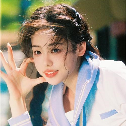 2025女生最in新潮头像