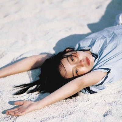 文艺清纯可爱干净的女生头像图片