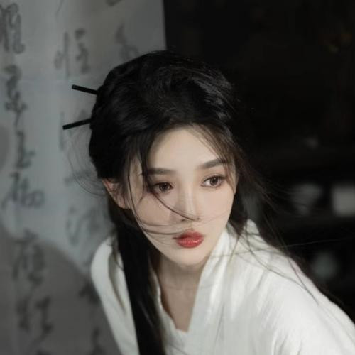 伤感头像图片2025最新款女