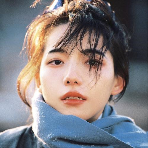 被伤透了心失望的头像女