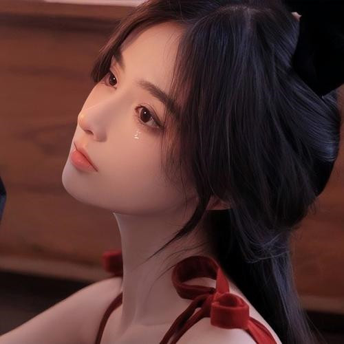 被伤透了心失望的头像女