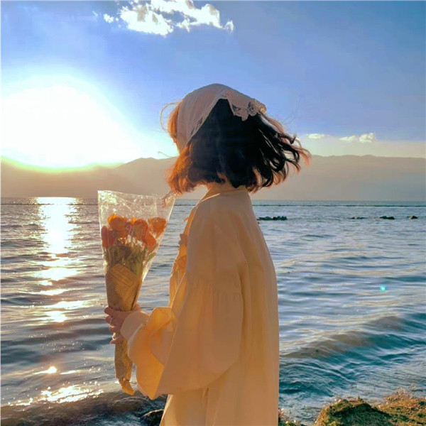 女生氛围感小众头像高清