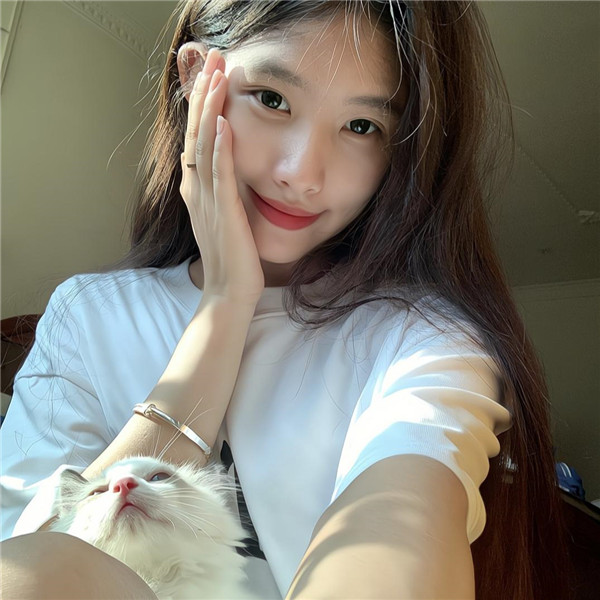 女生氛围感小众头像高清