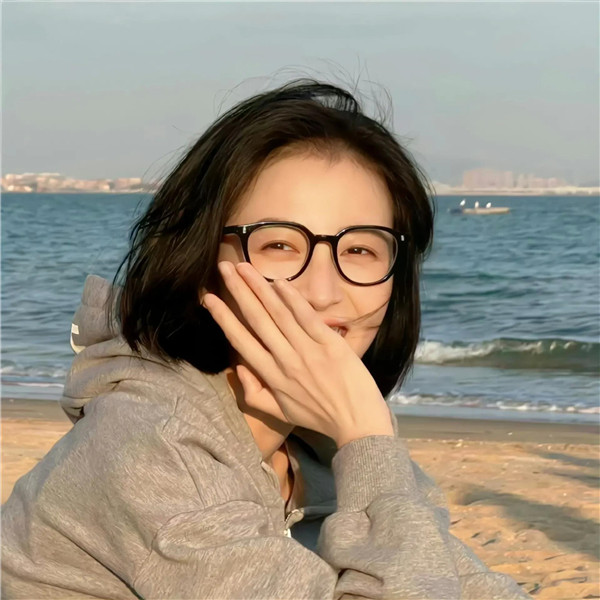 女生氛围感小众头像高清
