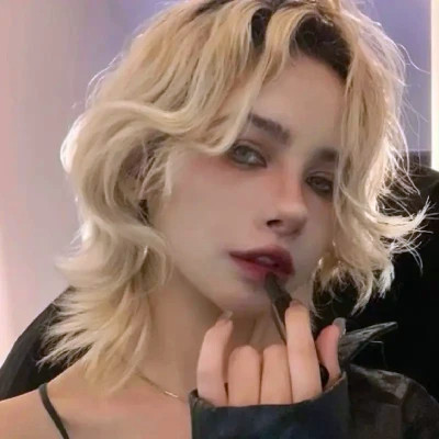 女生2025头像最新版的图片