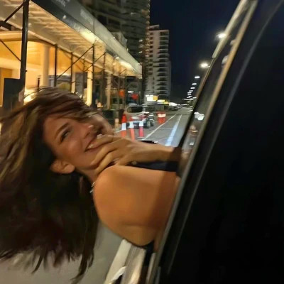2025头像最新版的好看女生