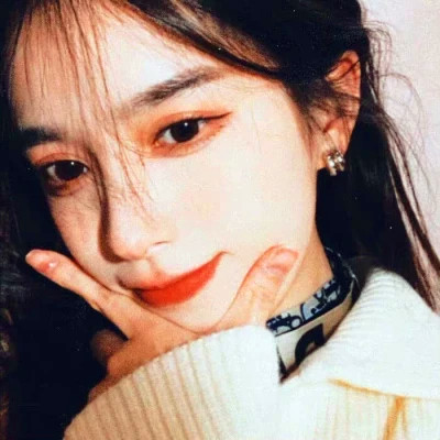 2025头像最新版的好看女生
