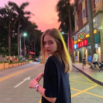2025年爆火的女生头像