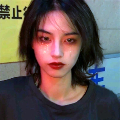 2025年爆火的女生头像