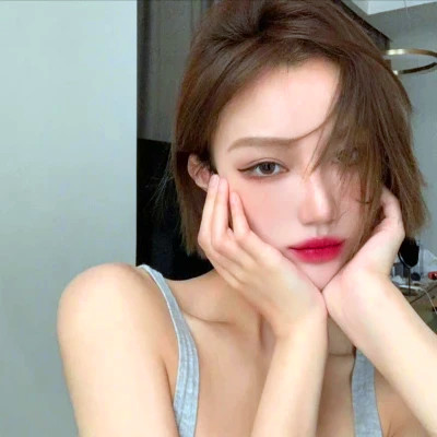 2025女生最潮超拽最火qq头像