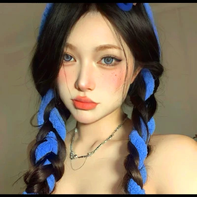 2025年最火的女生头像