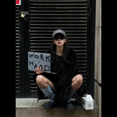 2025年最火的女生头像