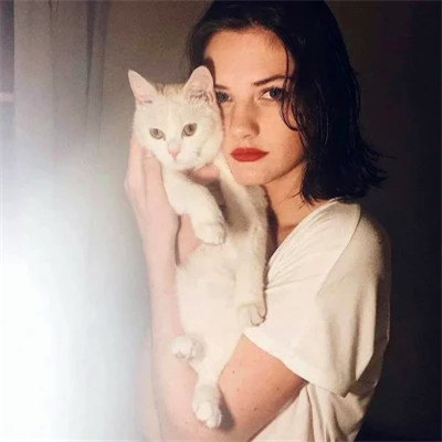 2025新版独一无二与众不同女生头像