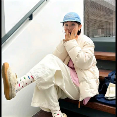 全新女生2025爆款头像图片