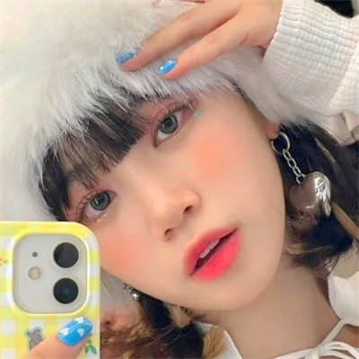 全新女生2025爆款头像图片