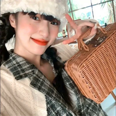 很潮流的女生头像2025最新版高清