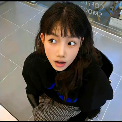 女生手机头像2025最火