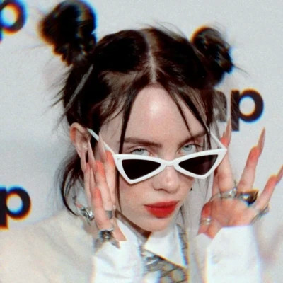 女生超酷2025年最火微信头像 