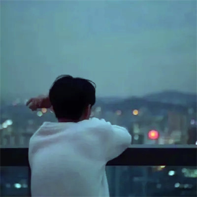 2025年最潮流男生帅气个性头像