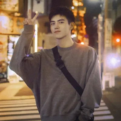 2025精选最新男生头像图片