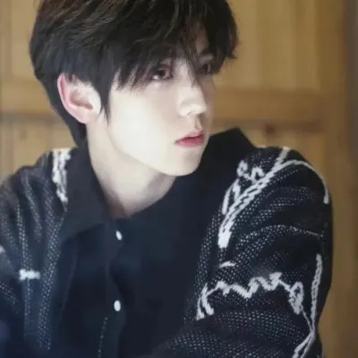 2025精选最新男生头像图片