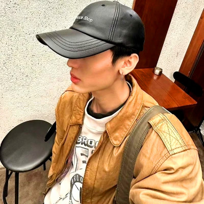 2025最新男生qq头像