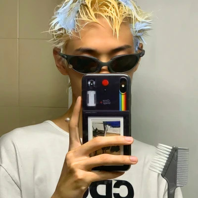 2025最新男生qq头像