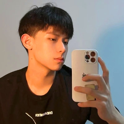 2025最新微信头像男生真人