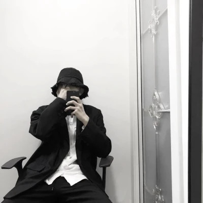 头像2025最新款男生痞帅真人