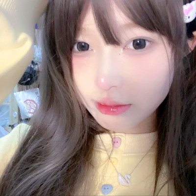 养眼真人女生头像