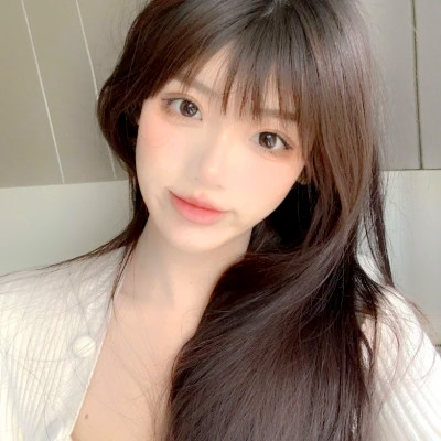 独一无二真人女生头像